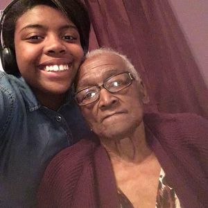 Meet your Posher, Mikiaya